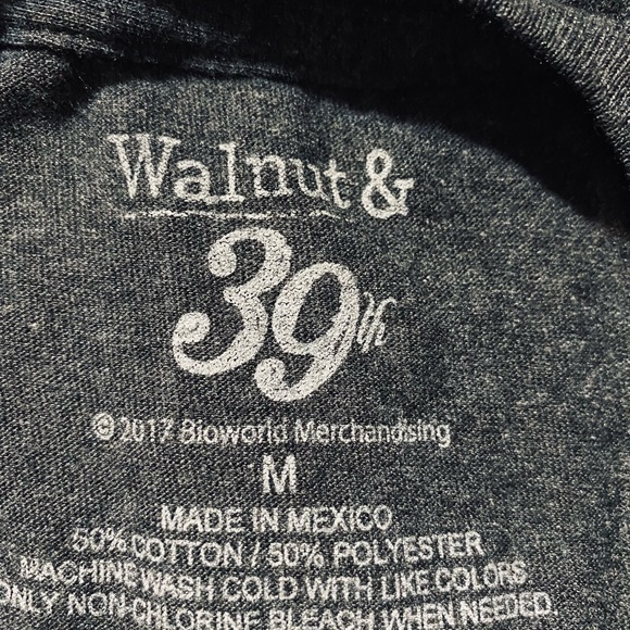 Walnut & 39th Men’s Short Sleeve Graphic T-shirt Size Medium - Picture 7 of 8